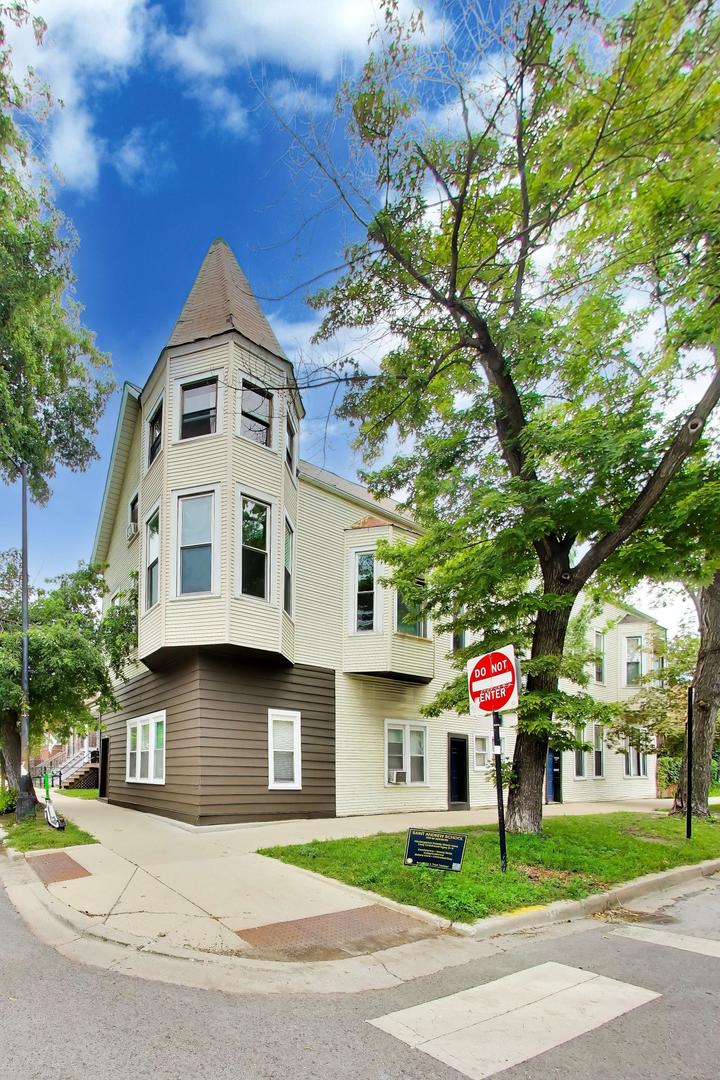 3501 N Damen Avenue