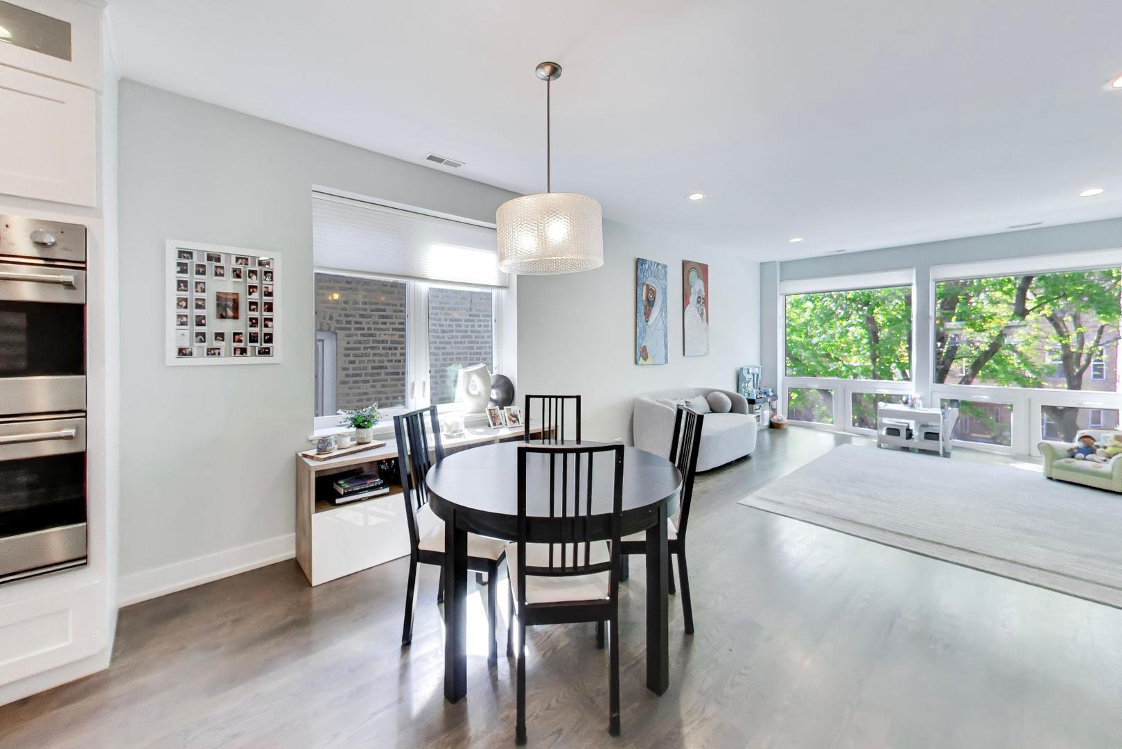 2140 W Rice Street Unit: 2E