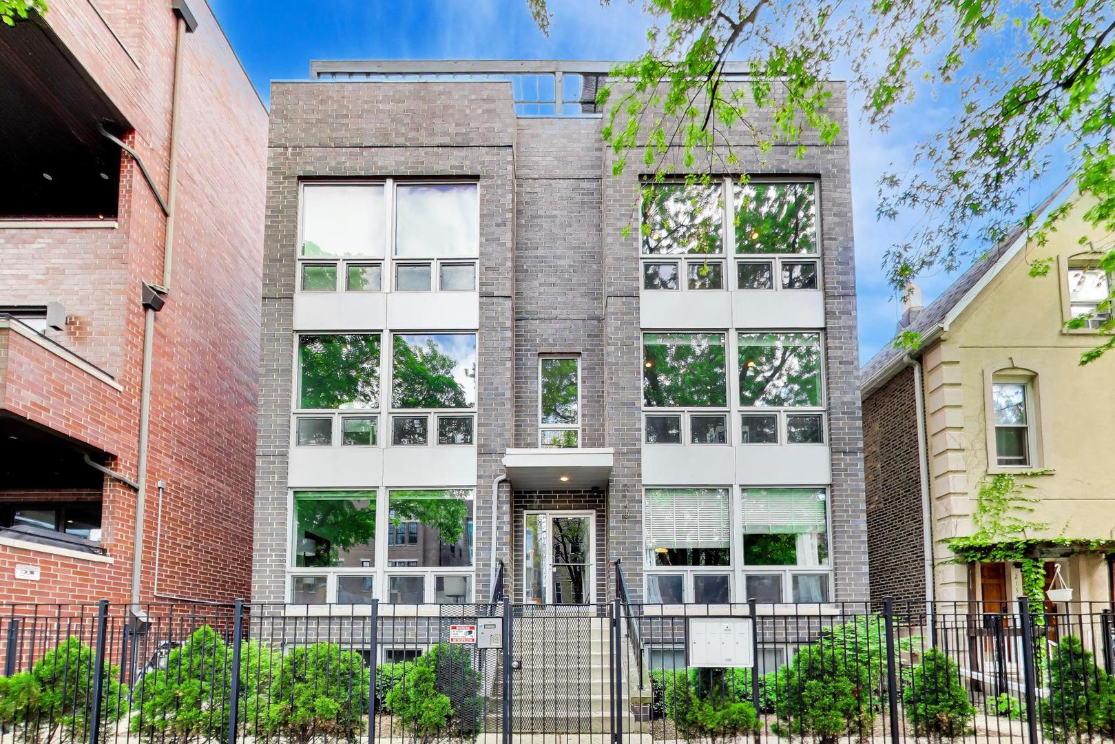 2140 W Rice Street Unit: 2E