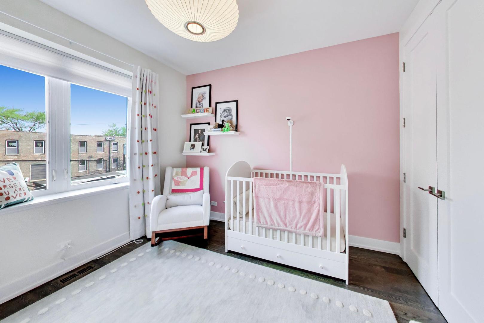 2140 W Rice Street Unit: 2E
