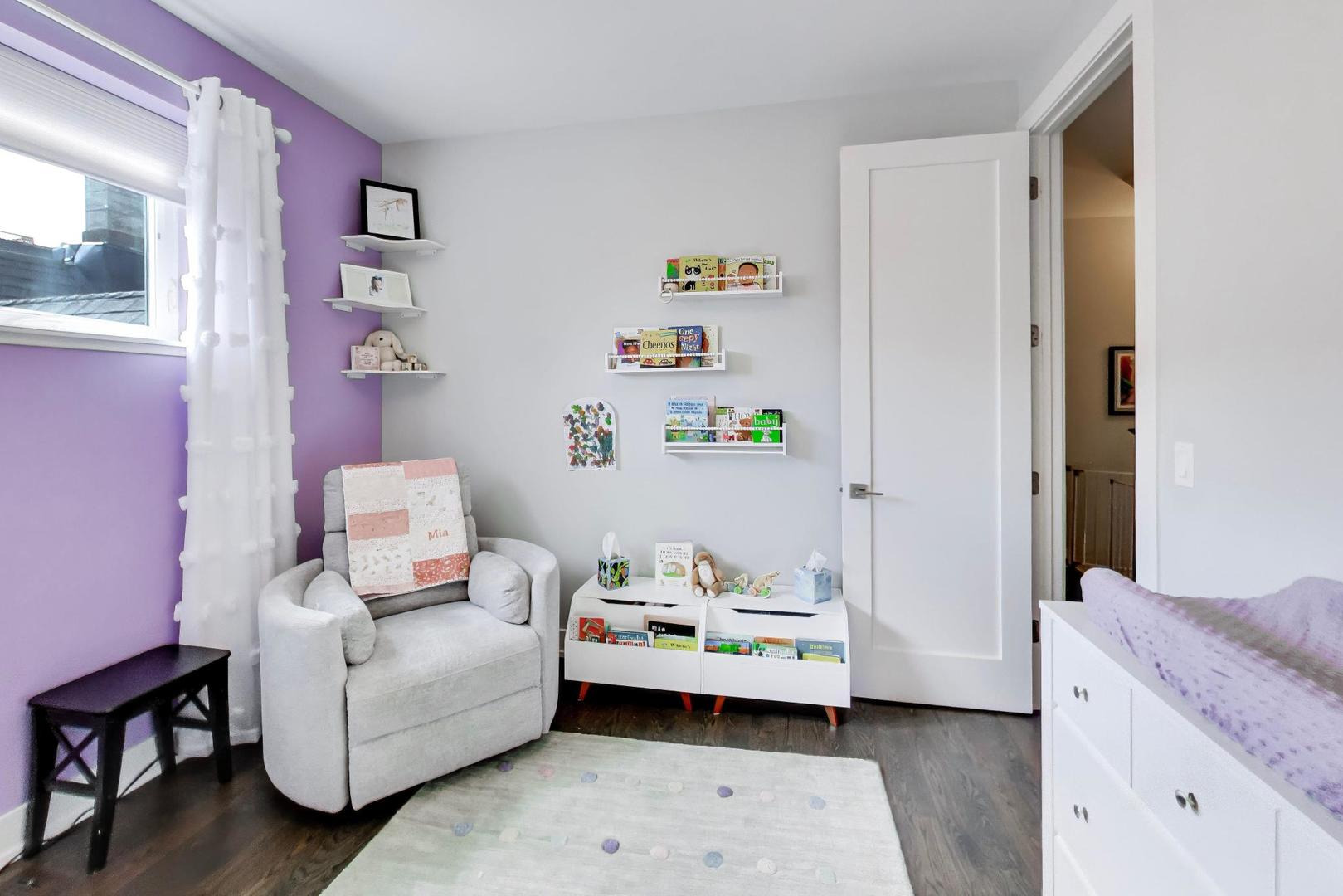 2140 W Rice Street Unit: 2E