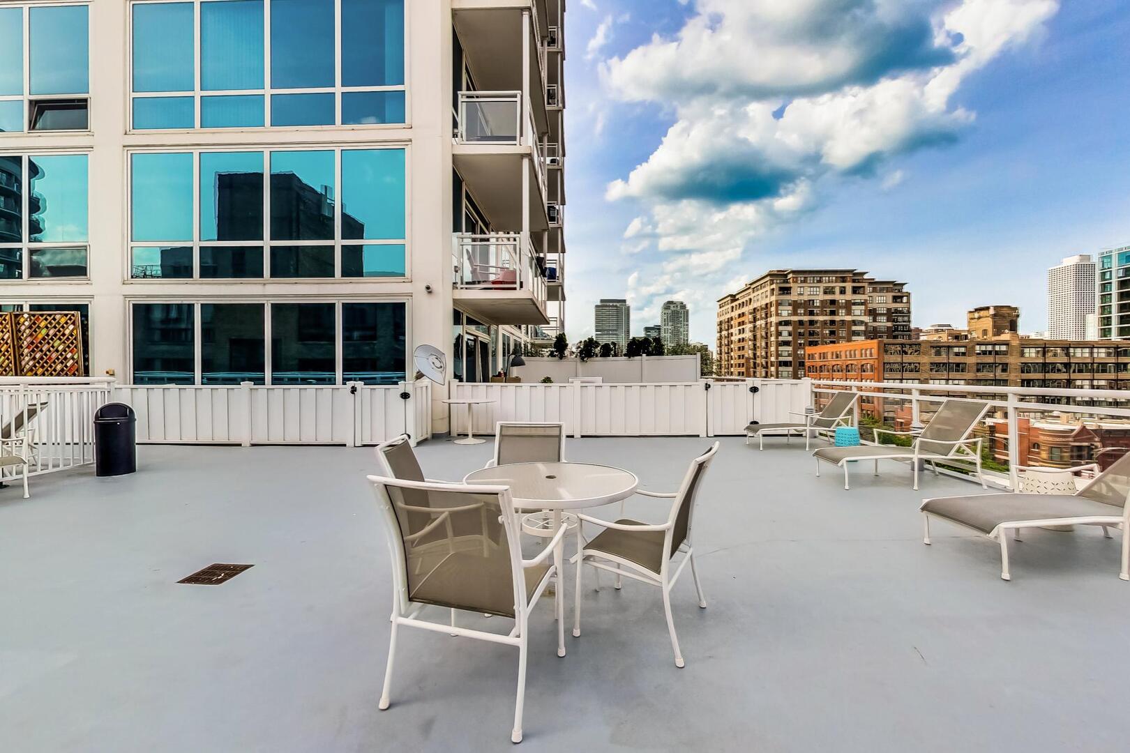 757 N Orleans Street Unit: 1105