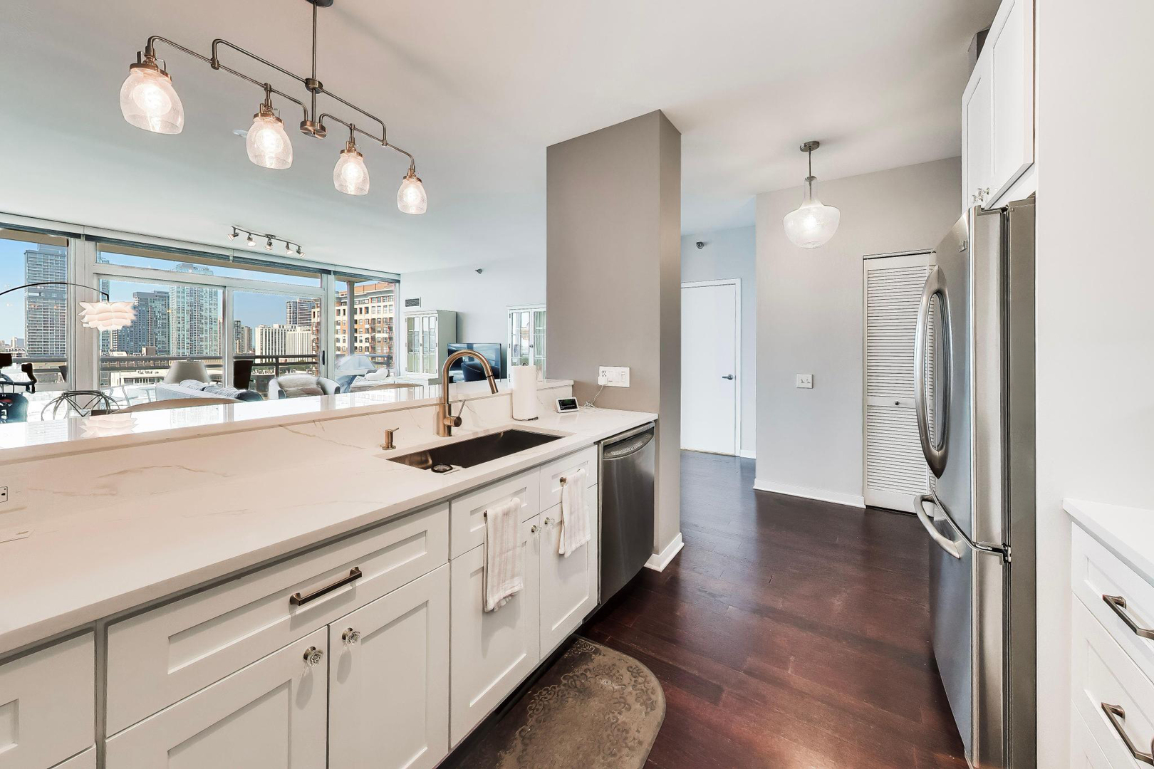 757 N Orleans Street Unit: 1105