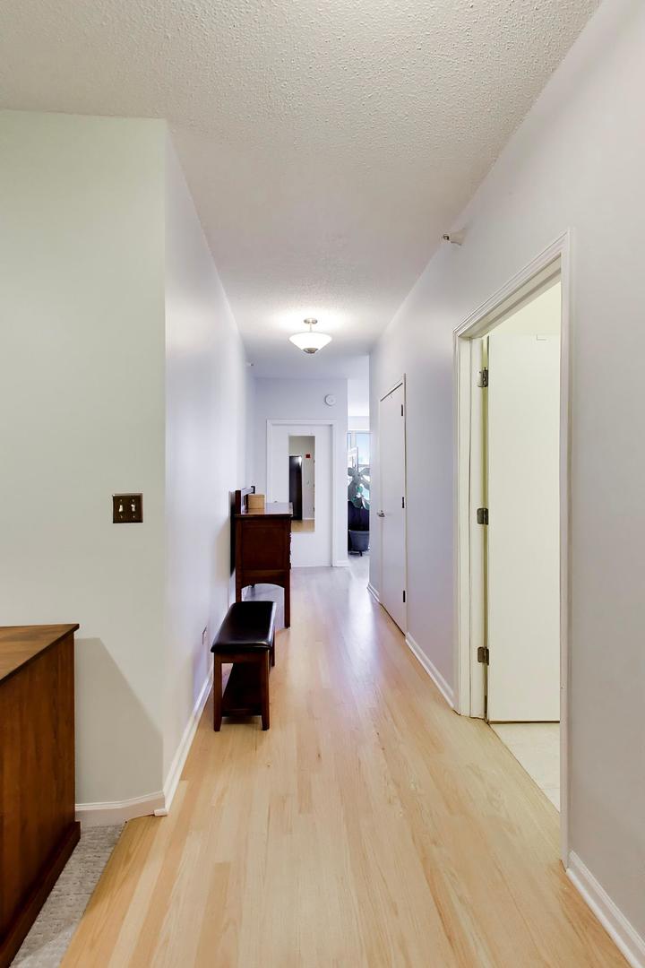 1717 S PRAIRIE Avenue Unit: 1204