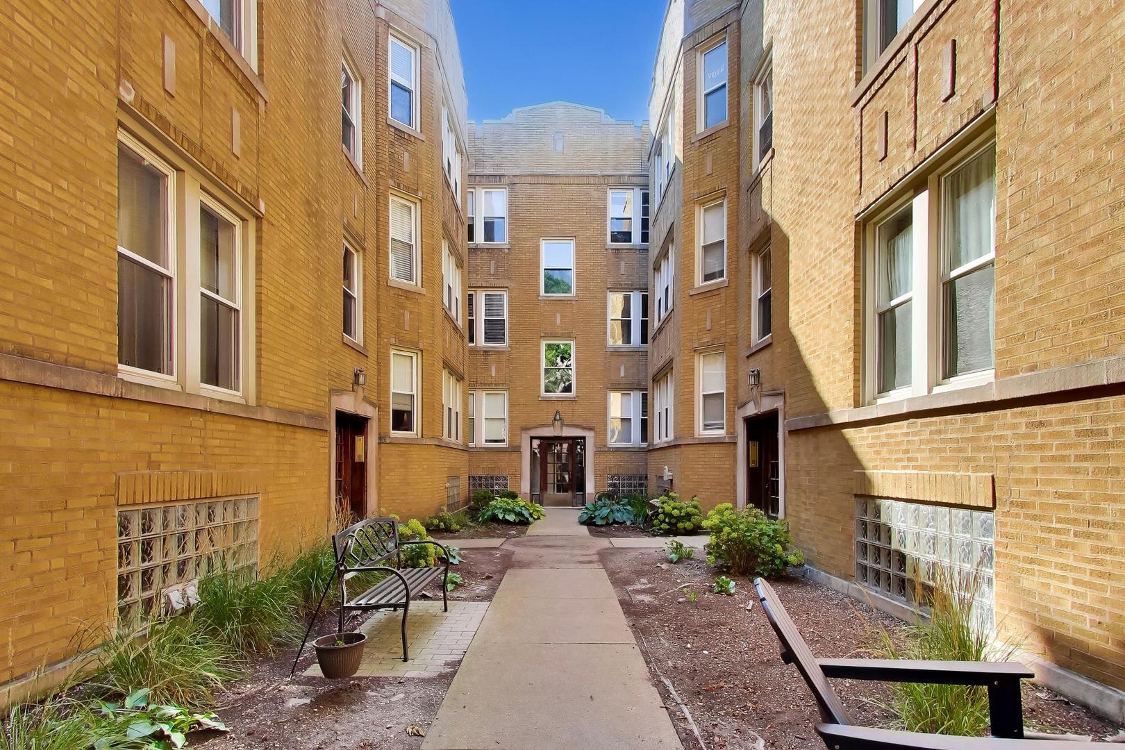 3406 N Bell Avenue Unit: 2