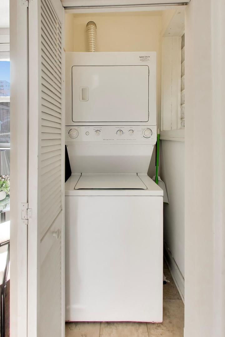 3406 N Bell Avenue Unit: 2