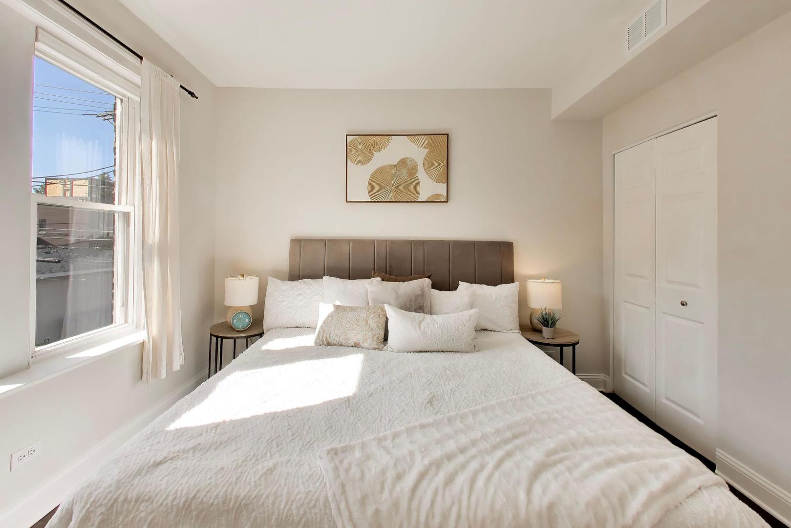 3406 N Bell Avenue Unit: 2