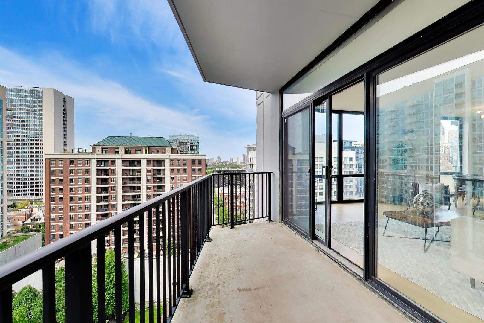 435 W Erie Street Unit: 1508