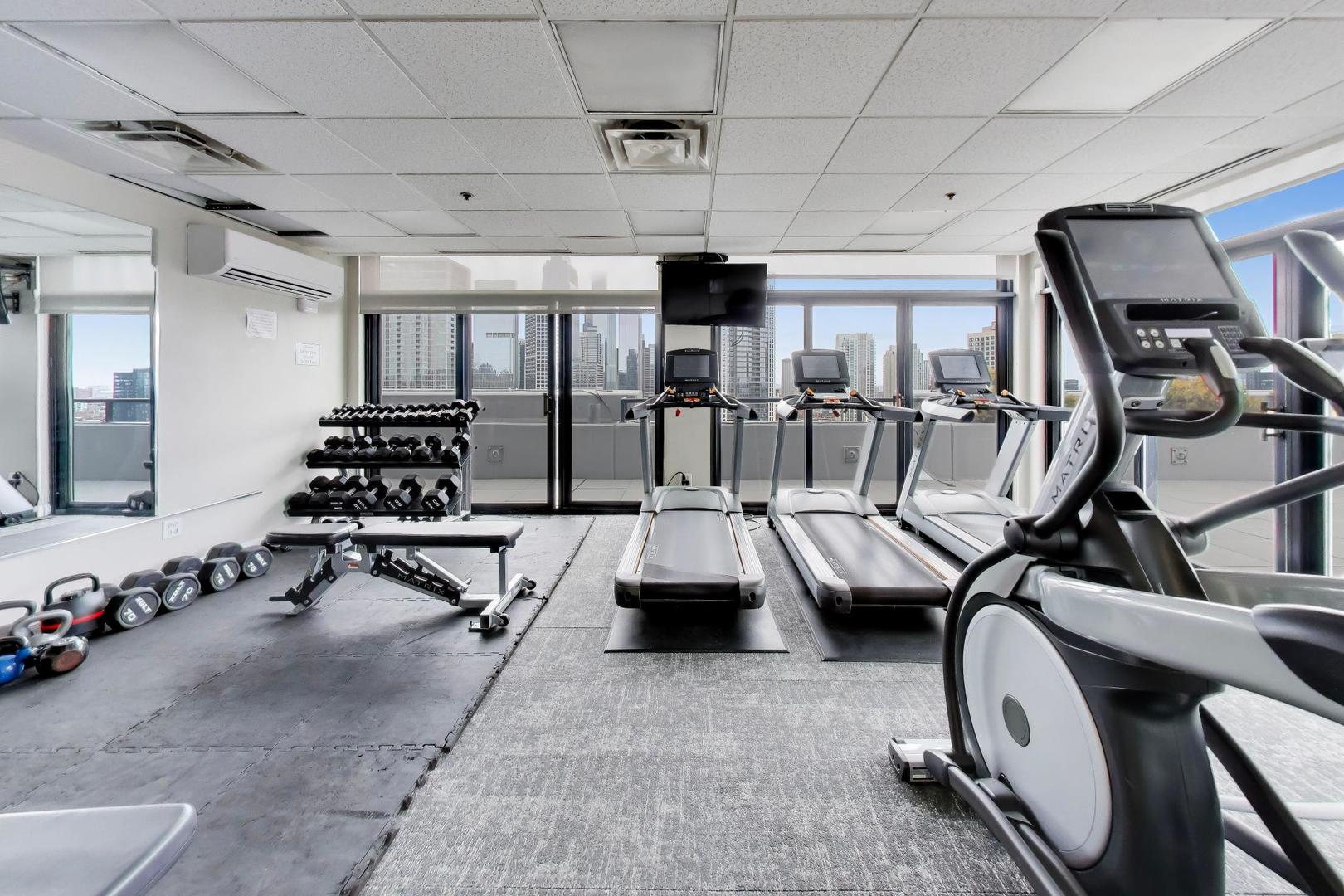 435 W Erie Street Unit: 1508