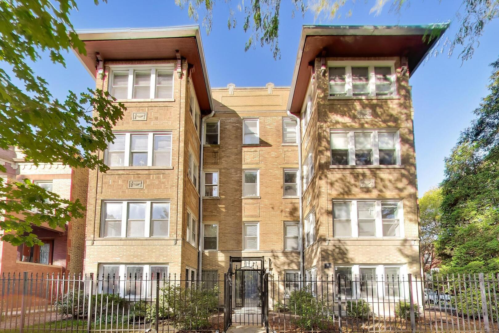 2450 N Lawndale Avenue Unit: 1
