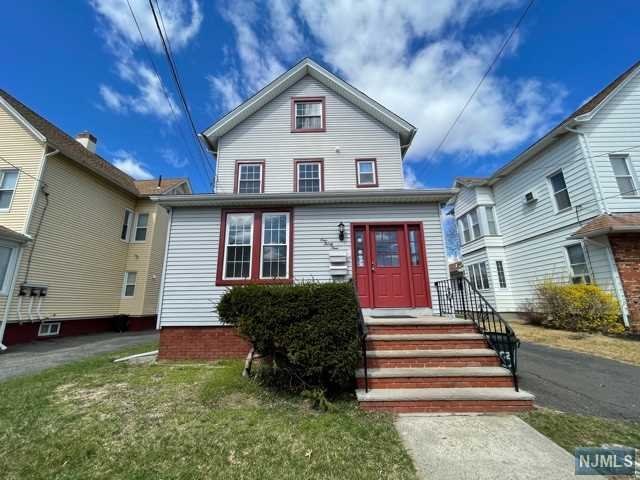 139 Boiling Springs Avenue 1st fl