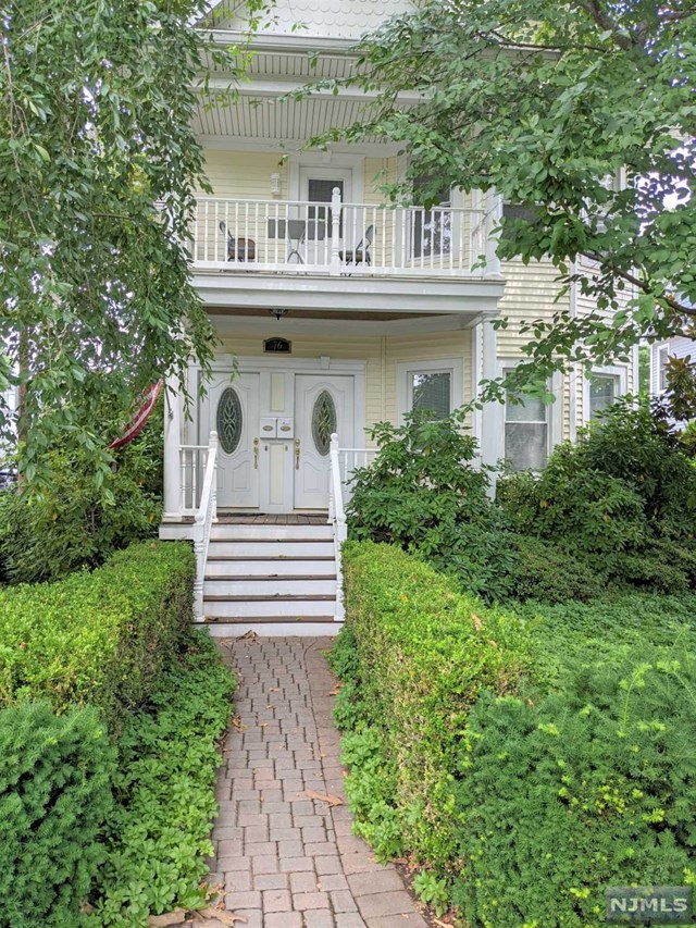 76 Washington Avenue 2nd Floor