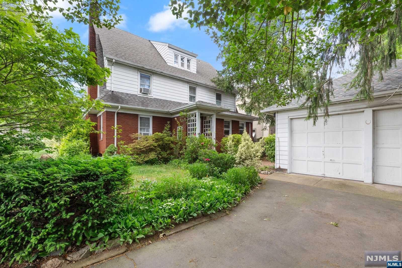 135 Maple Street