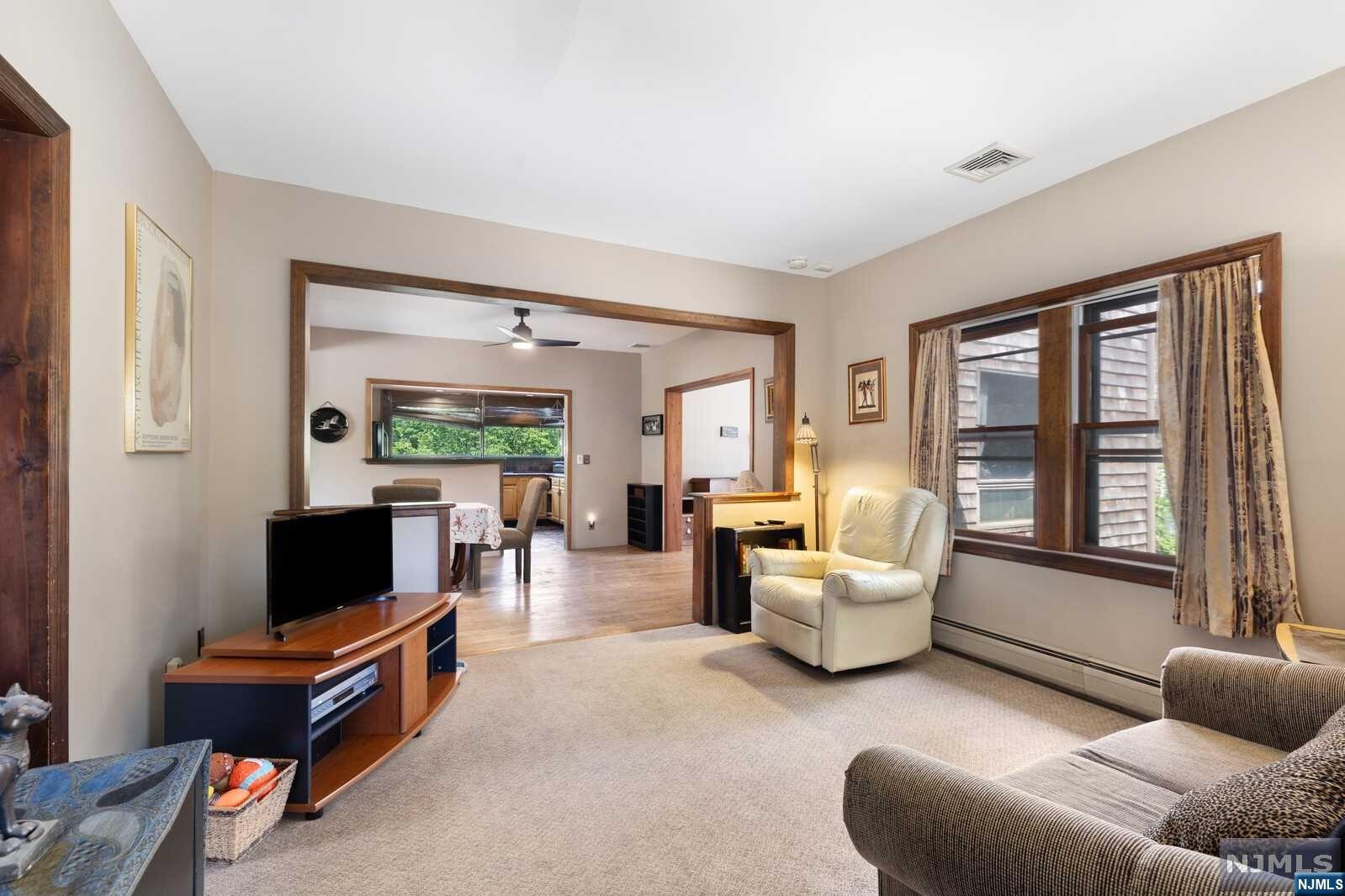 43 Eckel Road