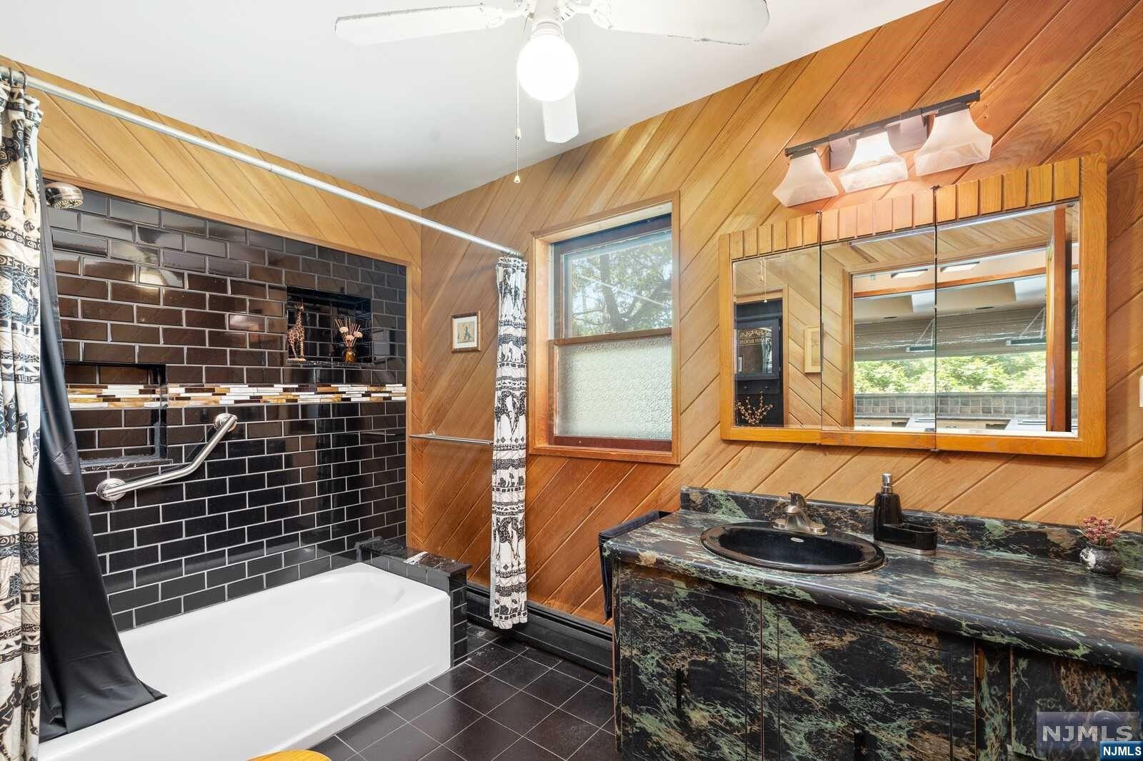 43 Eckel Road