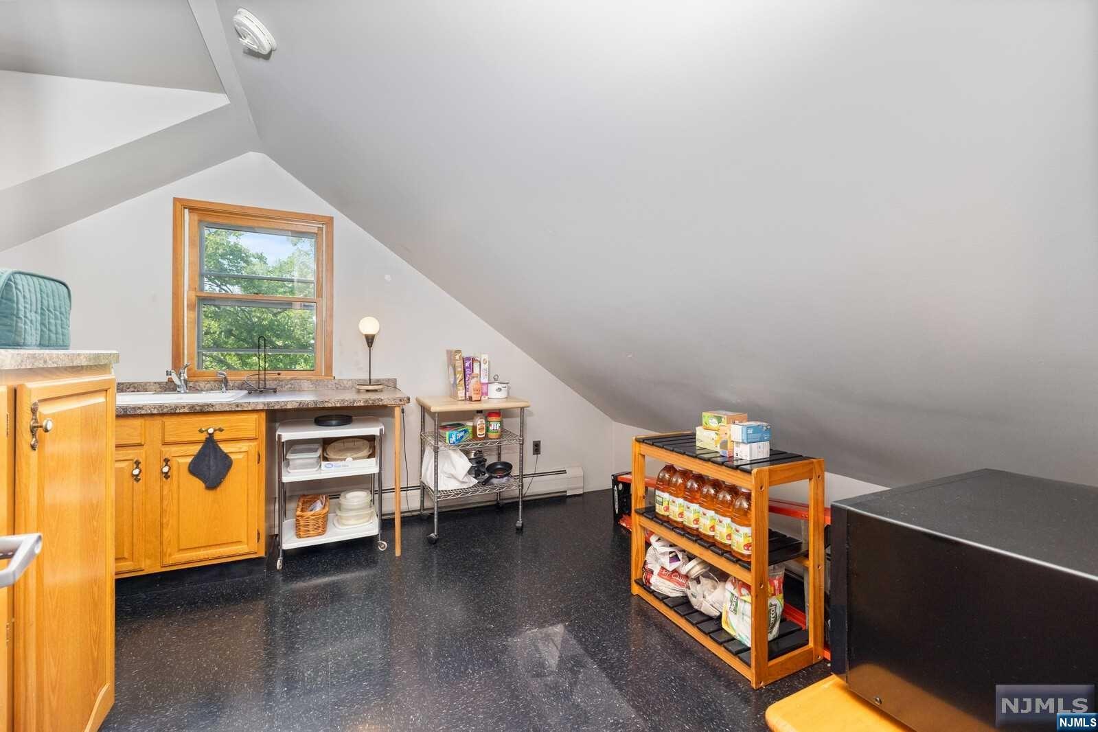 43 Eckel Road