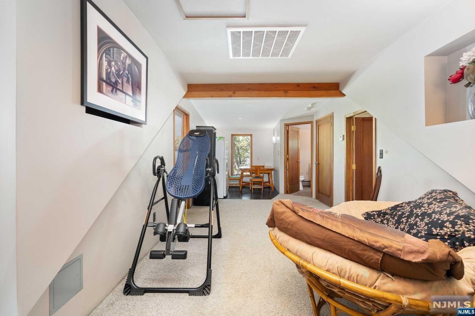 43 Eckel Road