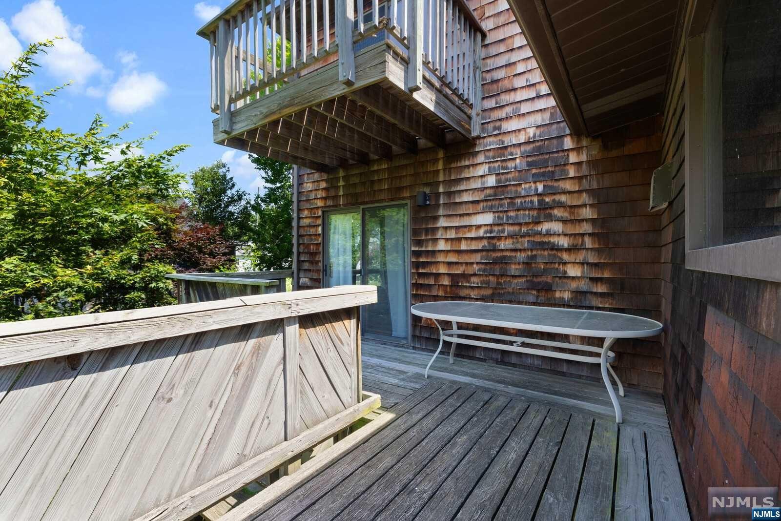 43 Eckel Road