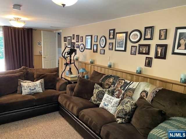 353 Ell Road