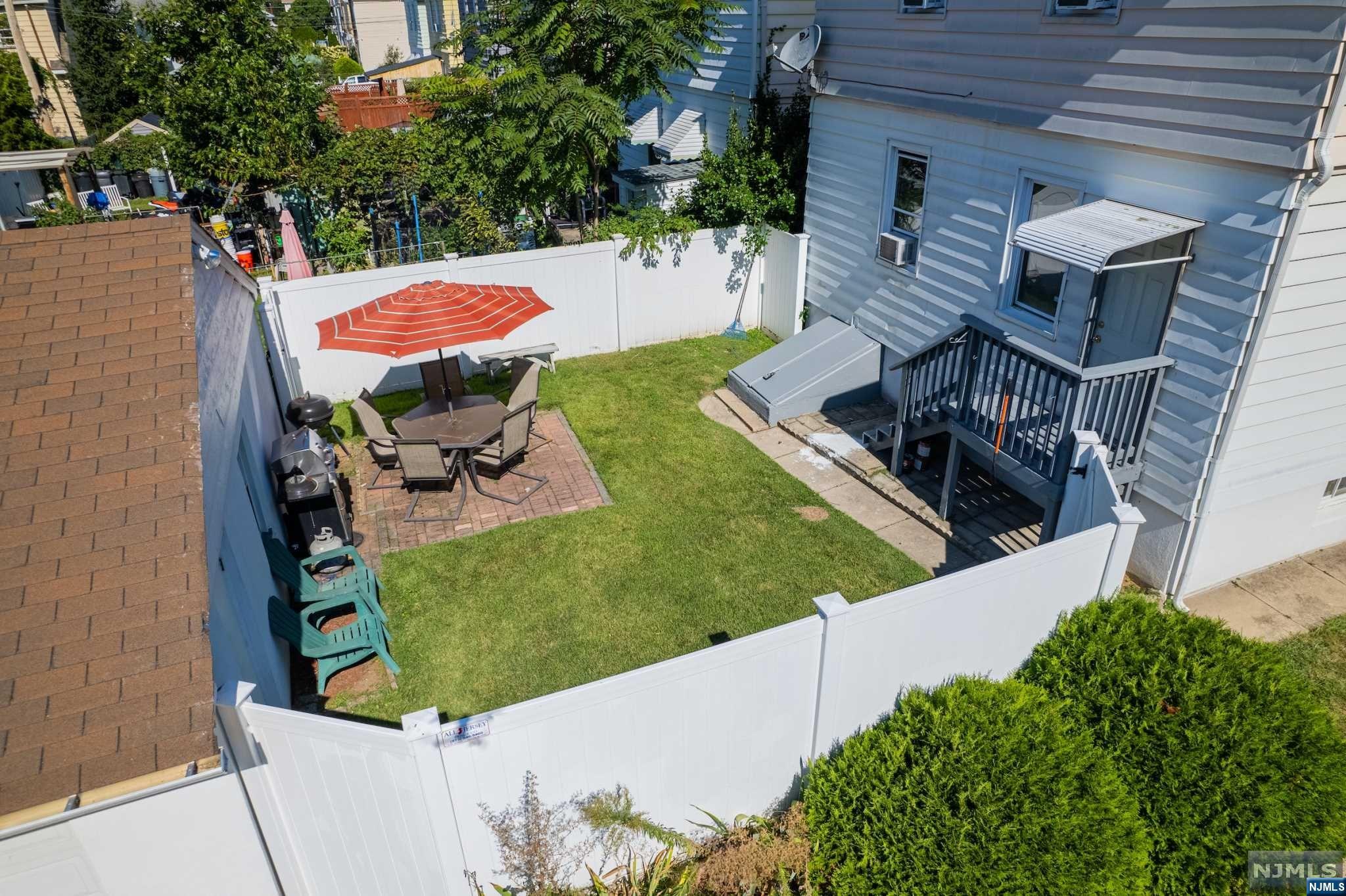 74 Stein Avenue