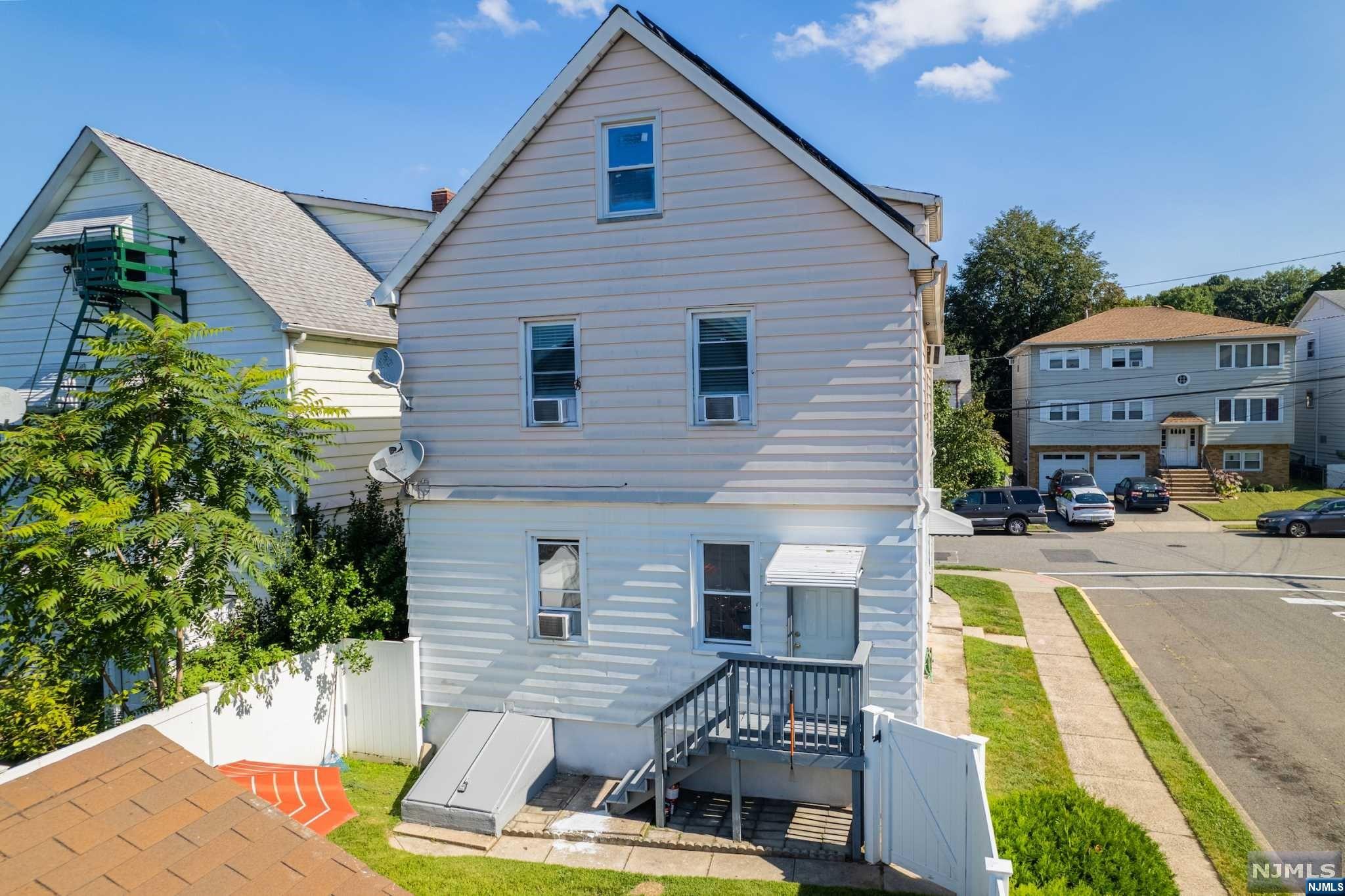 74 Stein Avenue