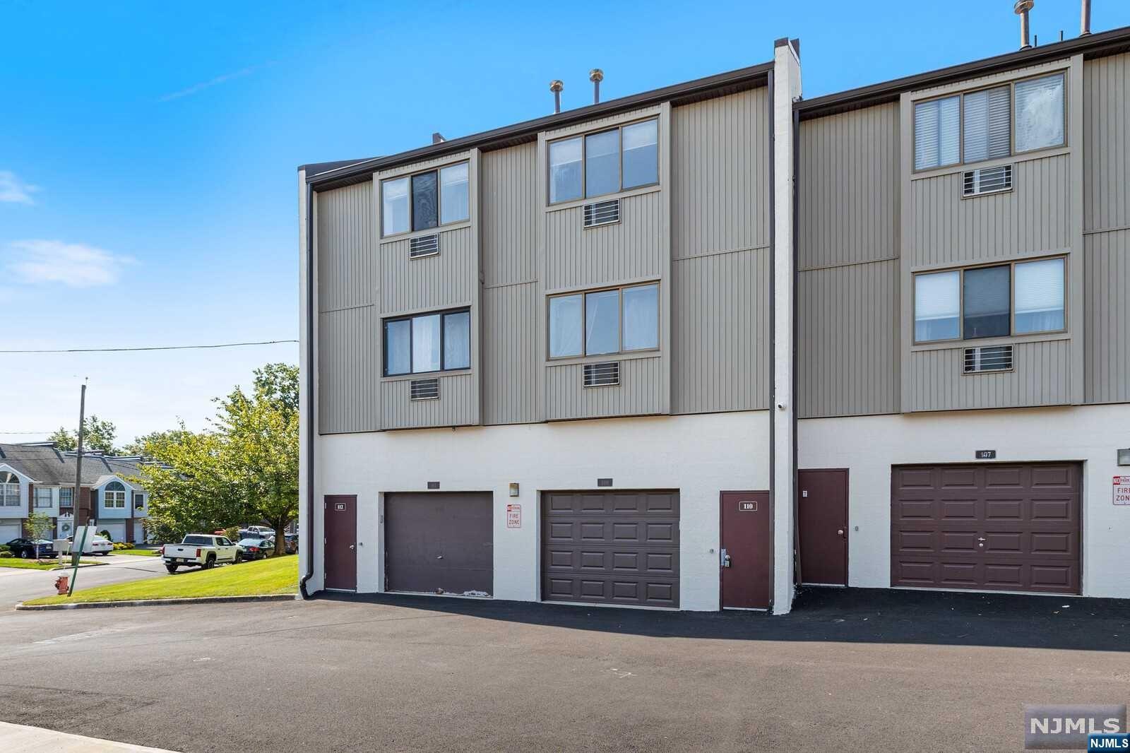110 West Ridge Mews 110