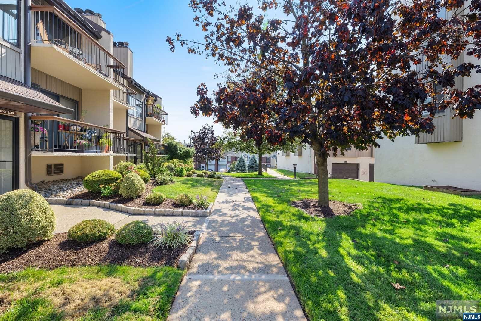 110 West Ridge Mews 110