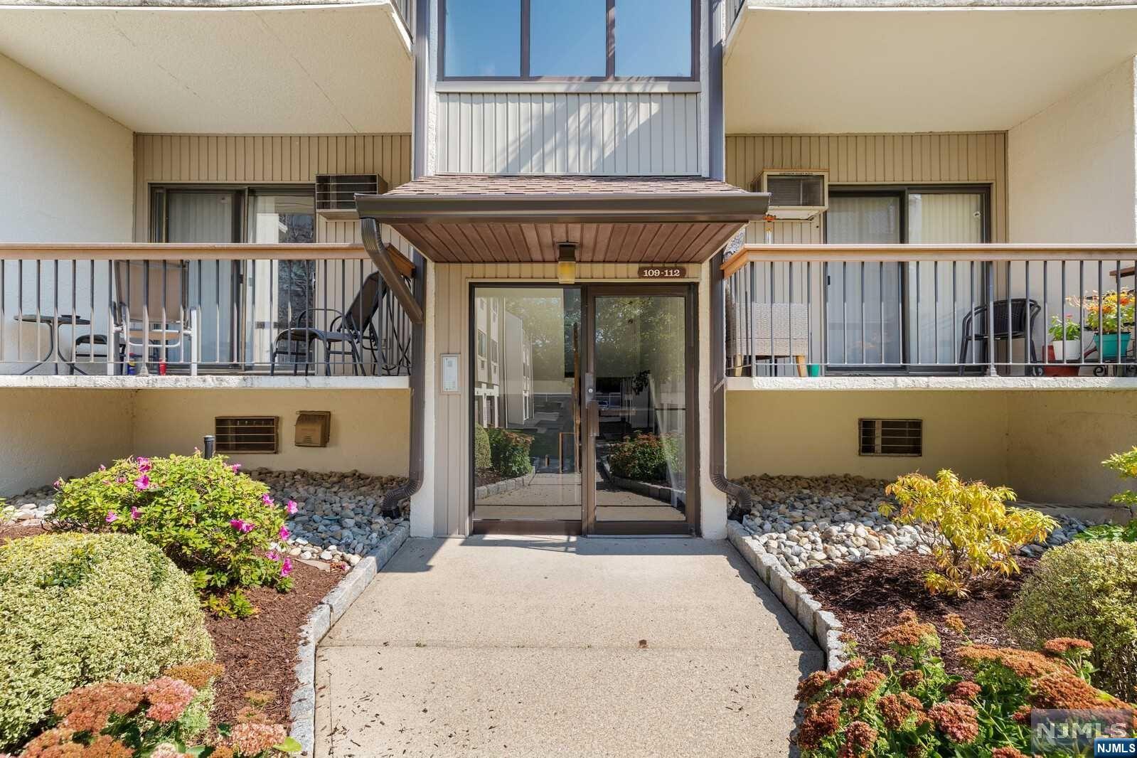 110 West Ridge Mews 110