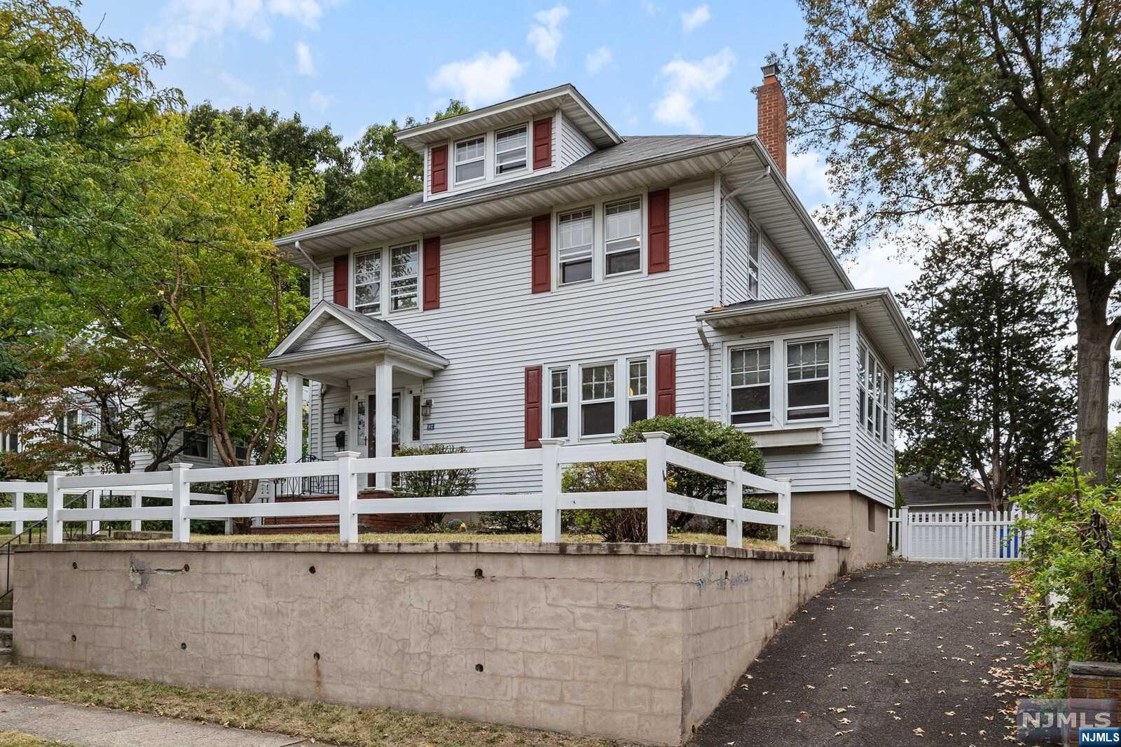 92 Beckwith Place
