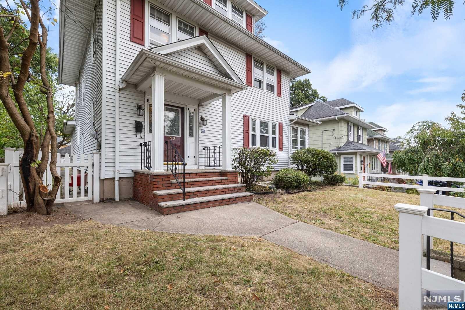 92 Beckwith Place
