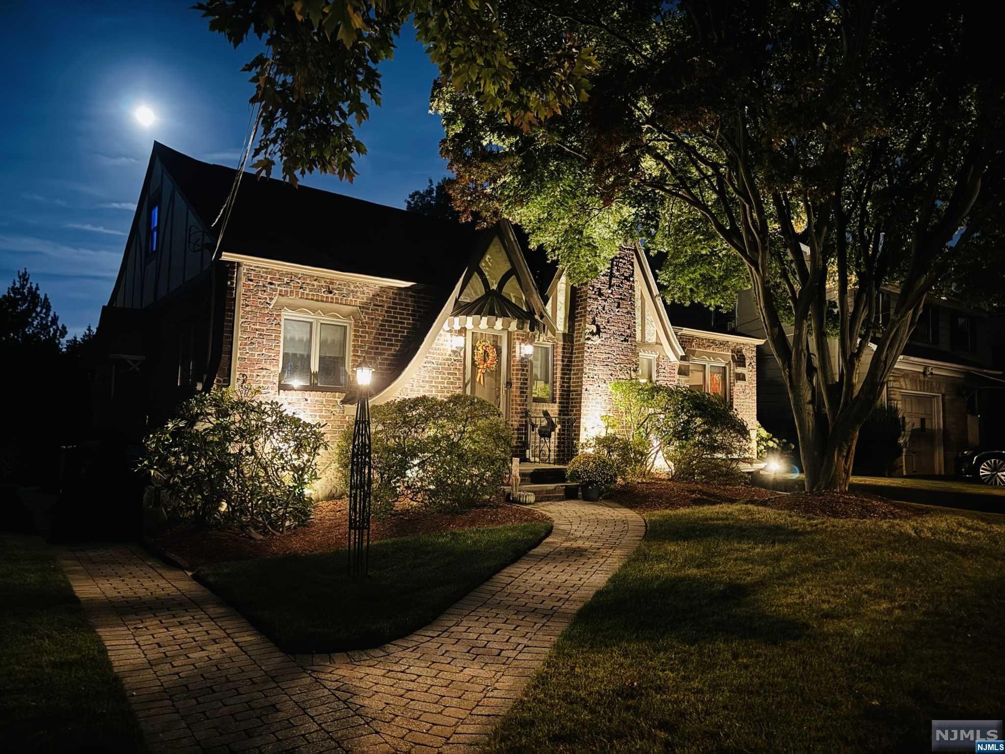 33 Highfield Lane
