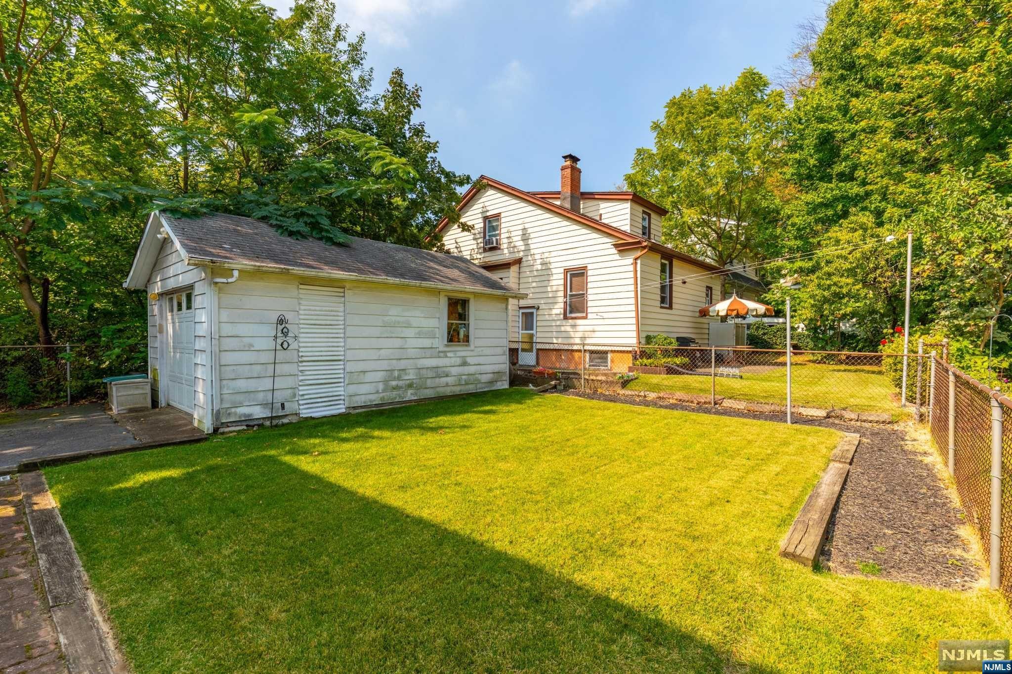 182 Orient Way