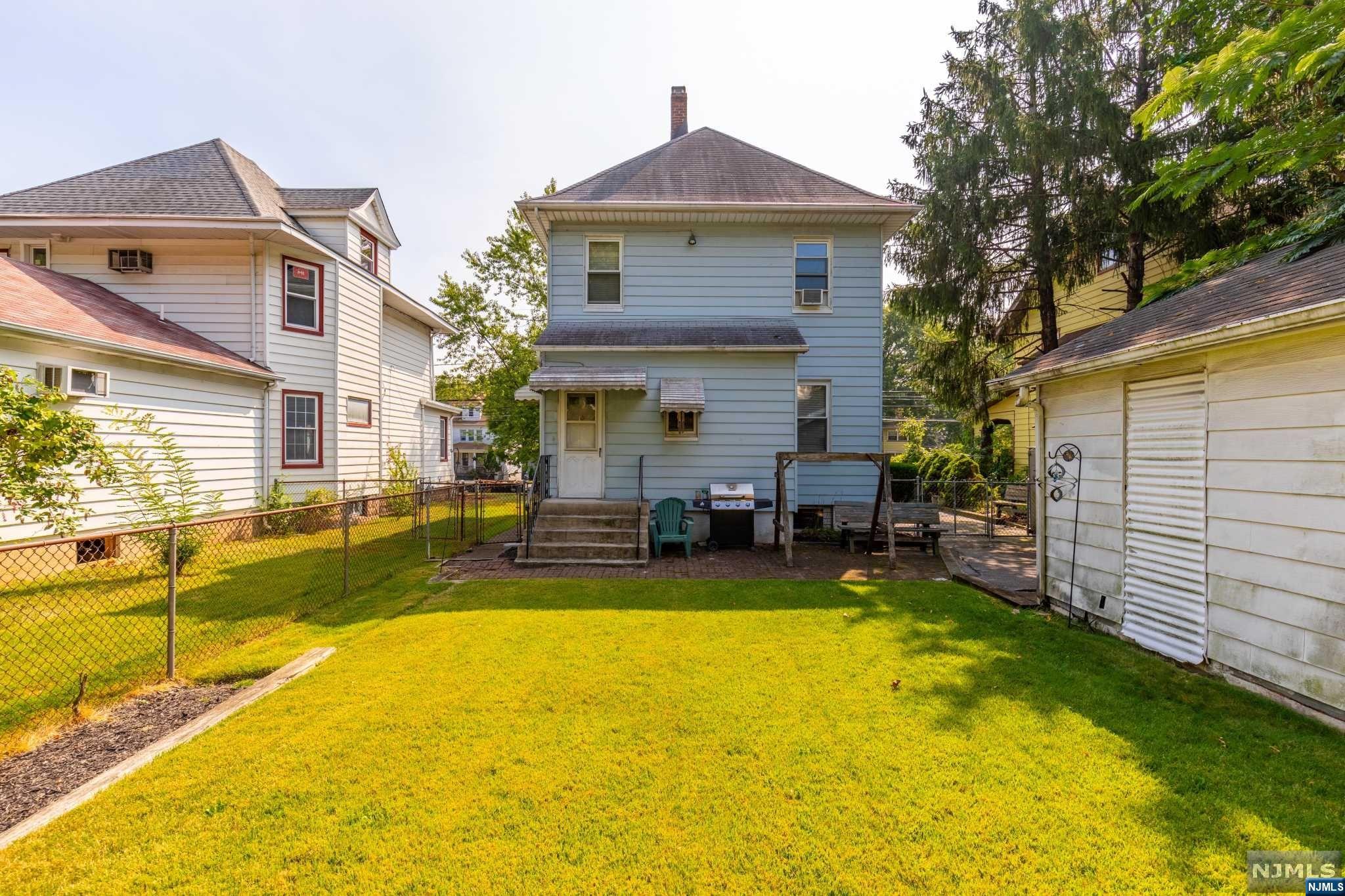 182 Orient Way