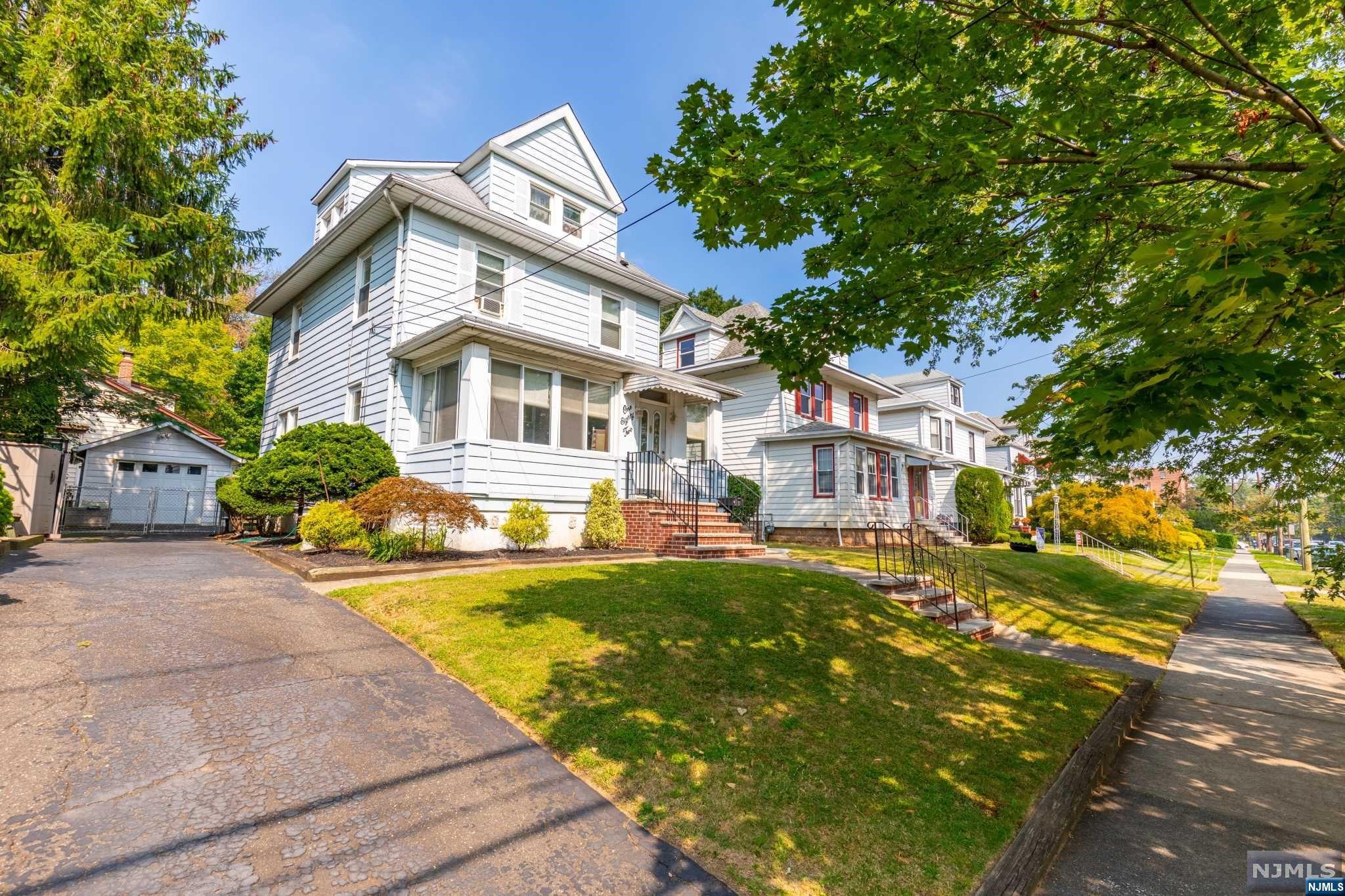 182 Orient Way