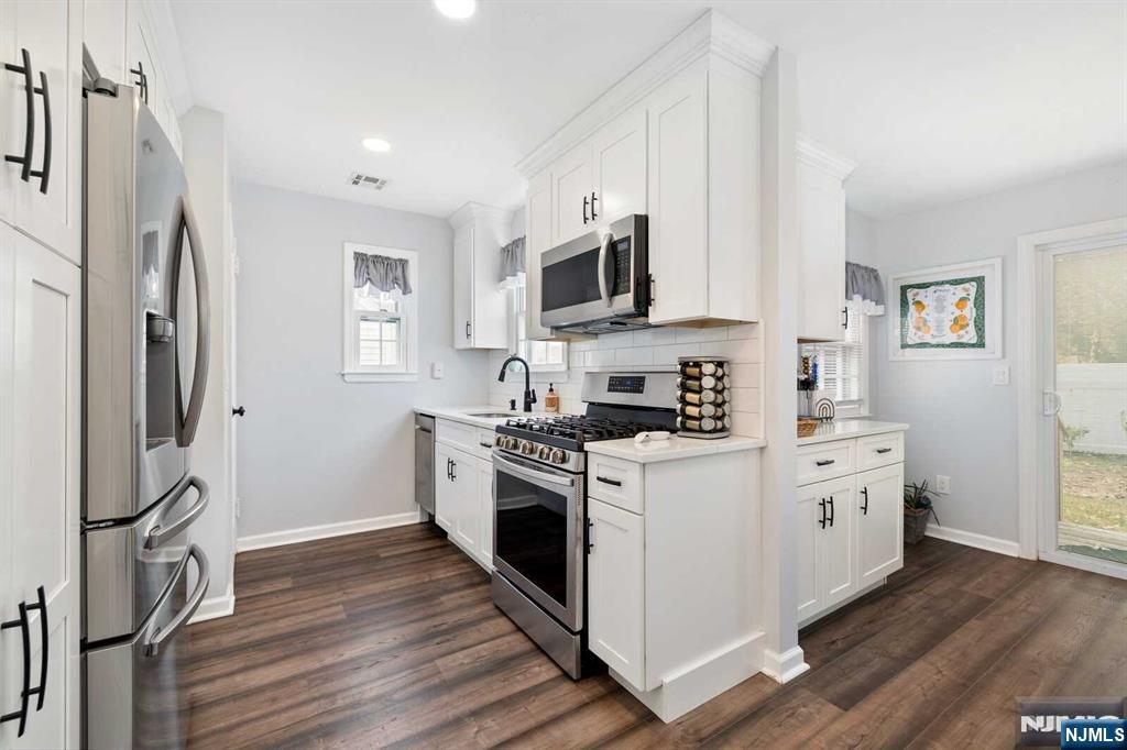 33 Lockwood Drive