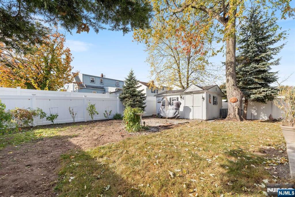 33 Lockwood Drive