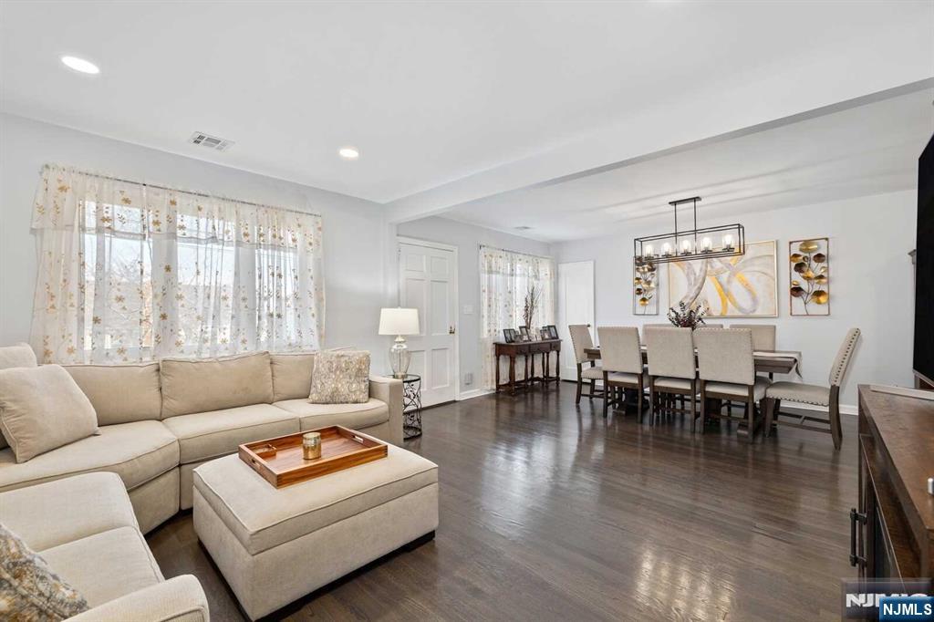 33 Lockwood Drive