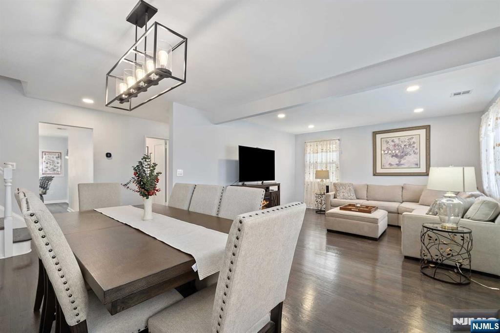 33 Lockwood Drive