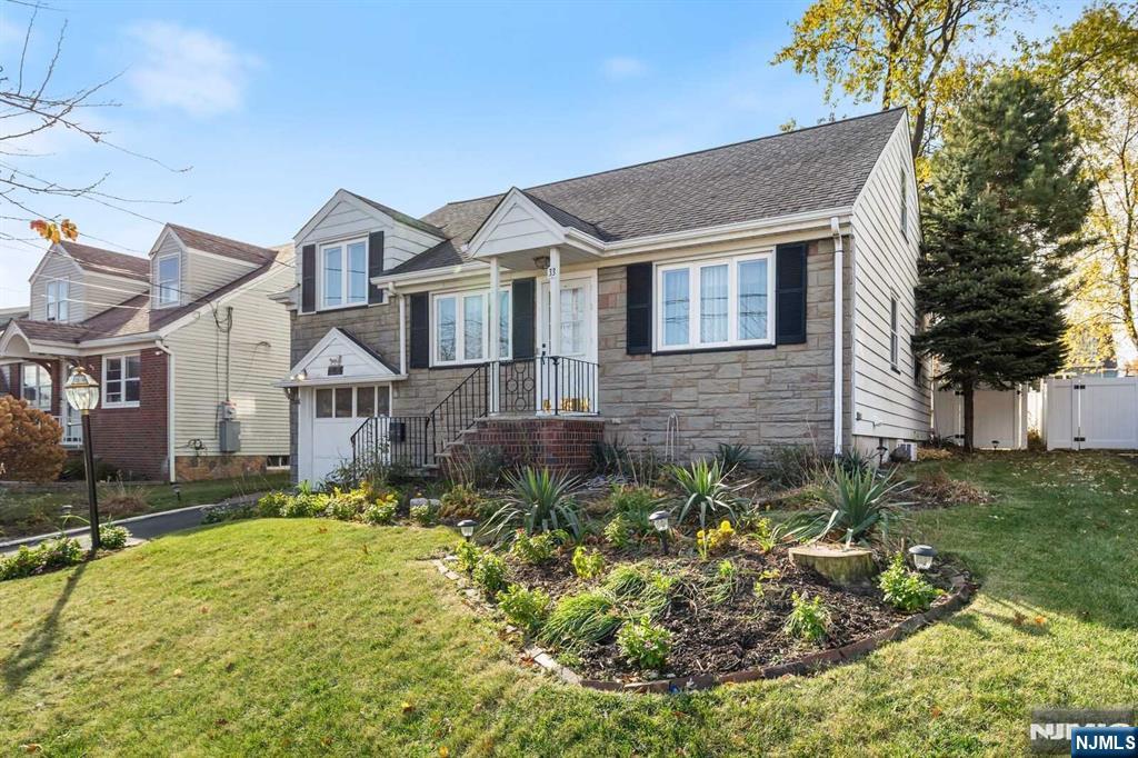 33 Lockwood Drive