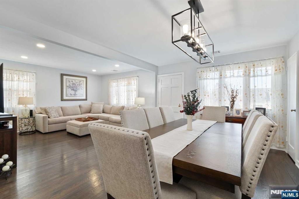 33 Lockwood Drive