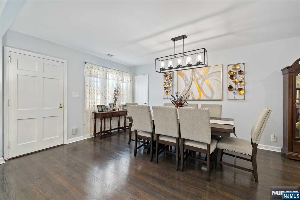 33 Lockwood Drive