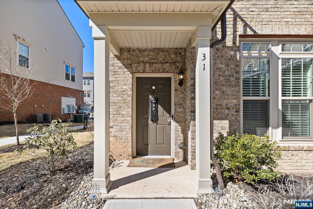 31 Arnold Drive