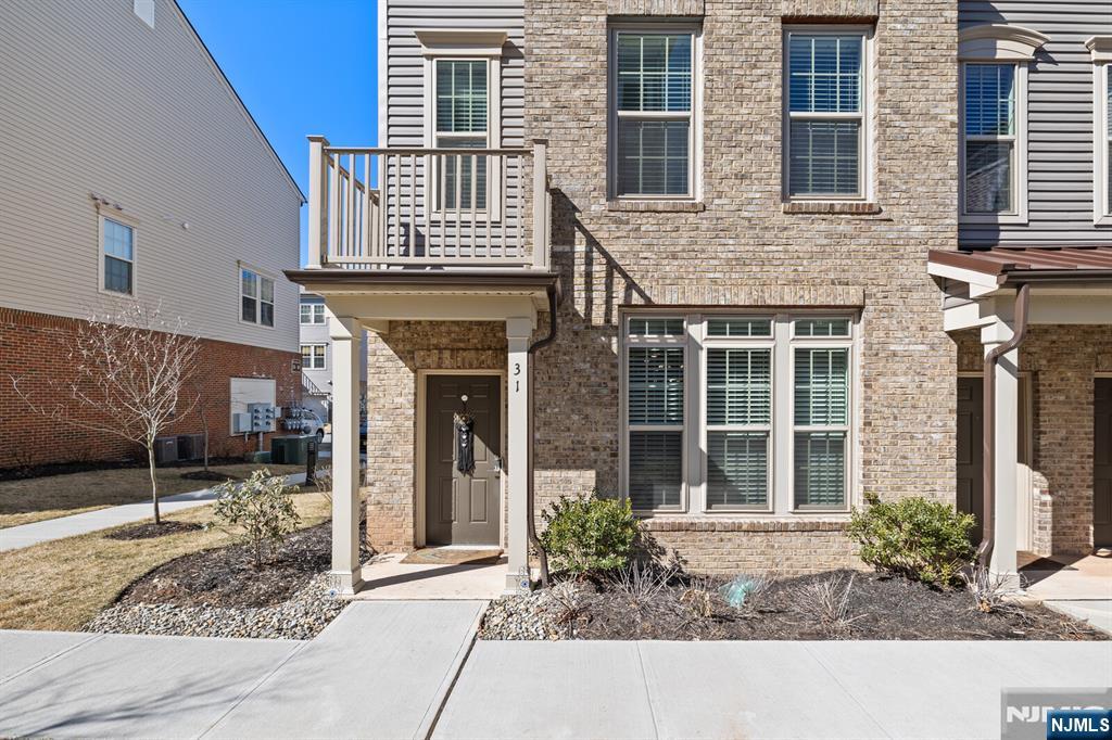 31 Arnold Drive