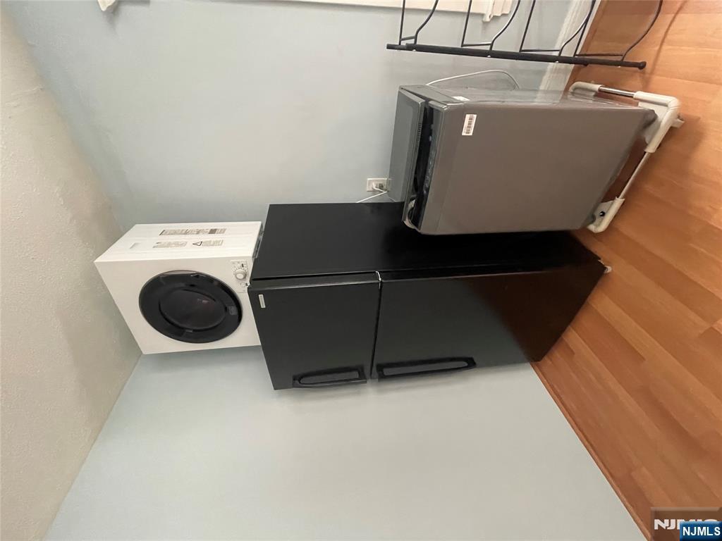 144 Tontine Avenue 2