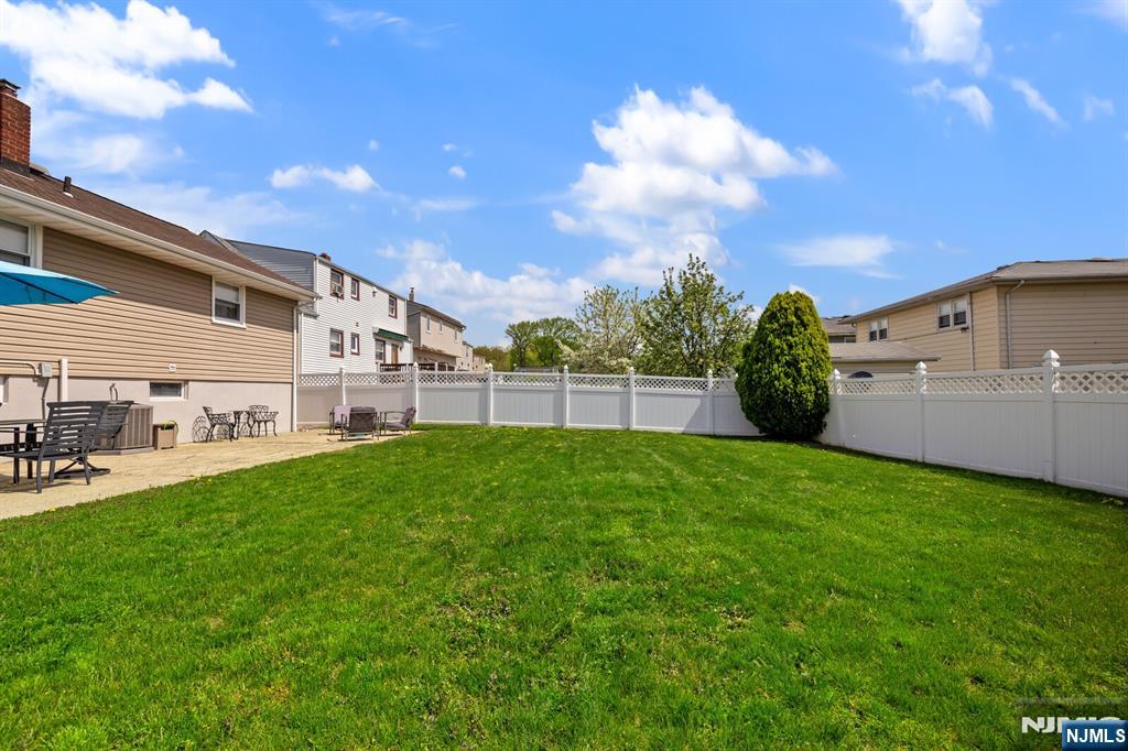 1026 Gillis Place