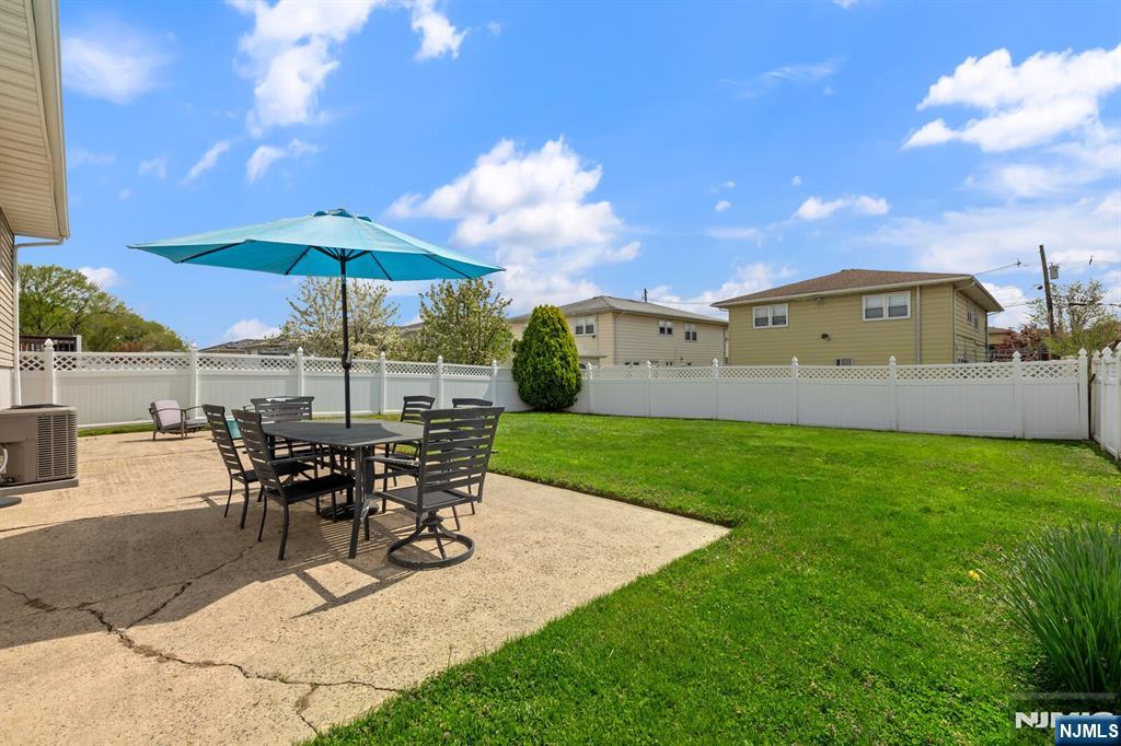 1026 Gillis Place