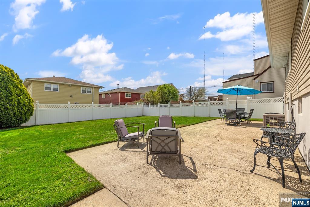 1026 Gillis Place