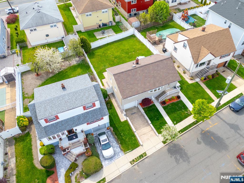 1026 Gillis Place
