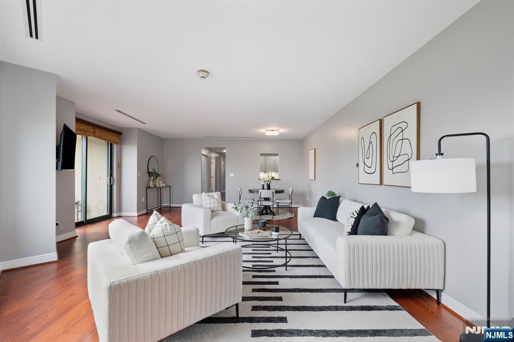 1 Orient Way 501