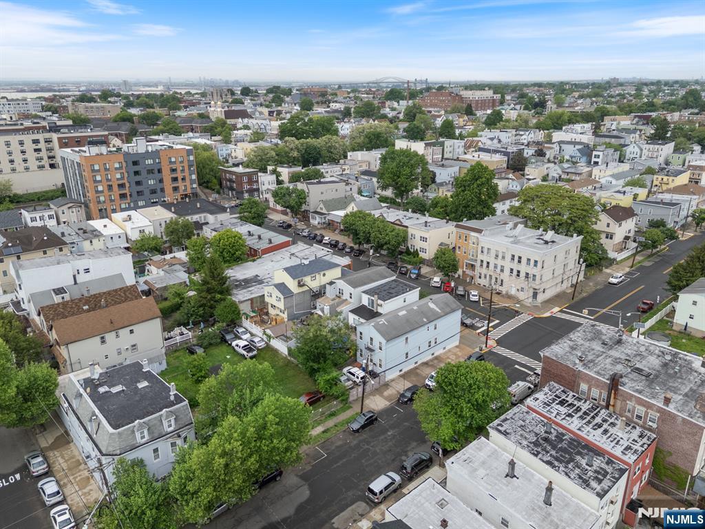 92 25th Street